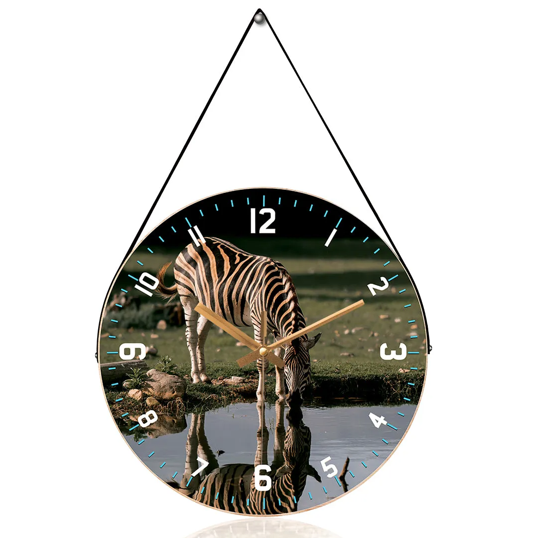 Attractive zebra wall clock