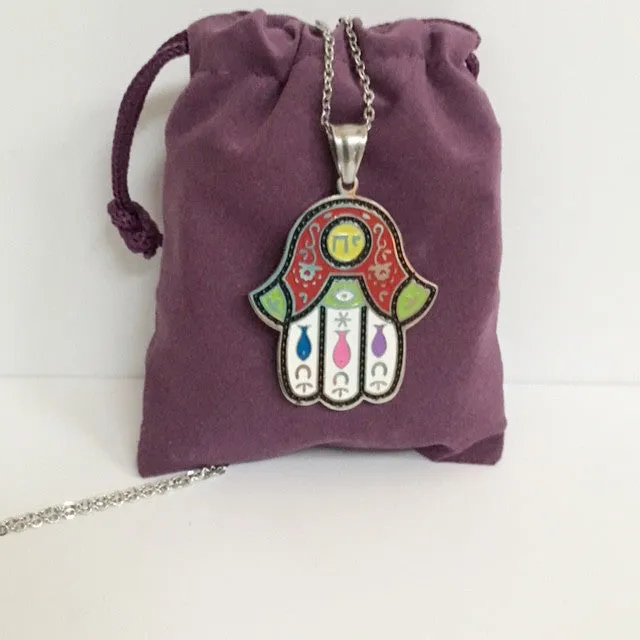 Necklace/beautiful hamsa