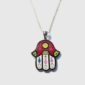 Necklace/beautiful hamsa